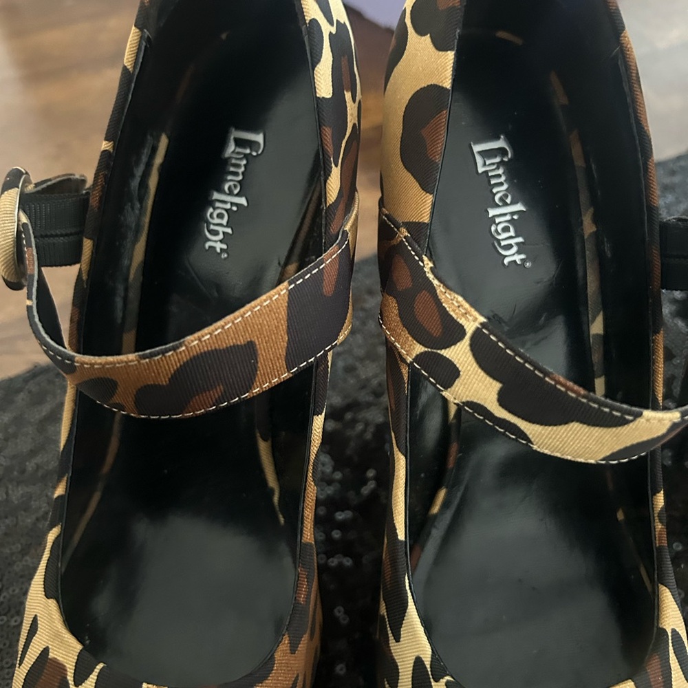 Limelight Women's Animal Print Peep-toe Ankle Strap Heels Size 10 - Picture 4 of 6